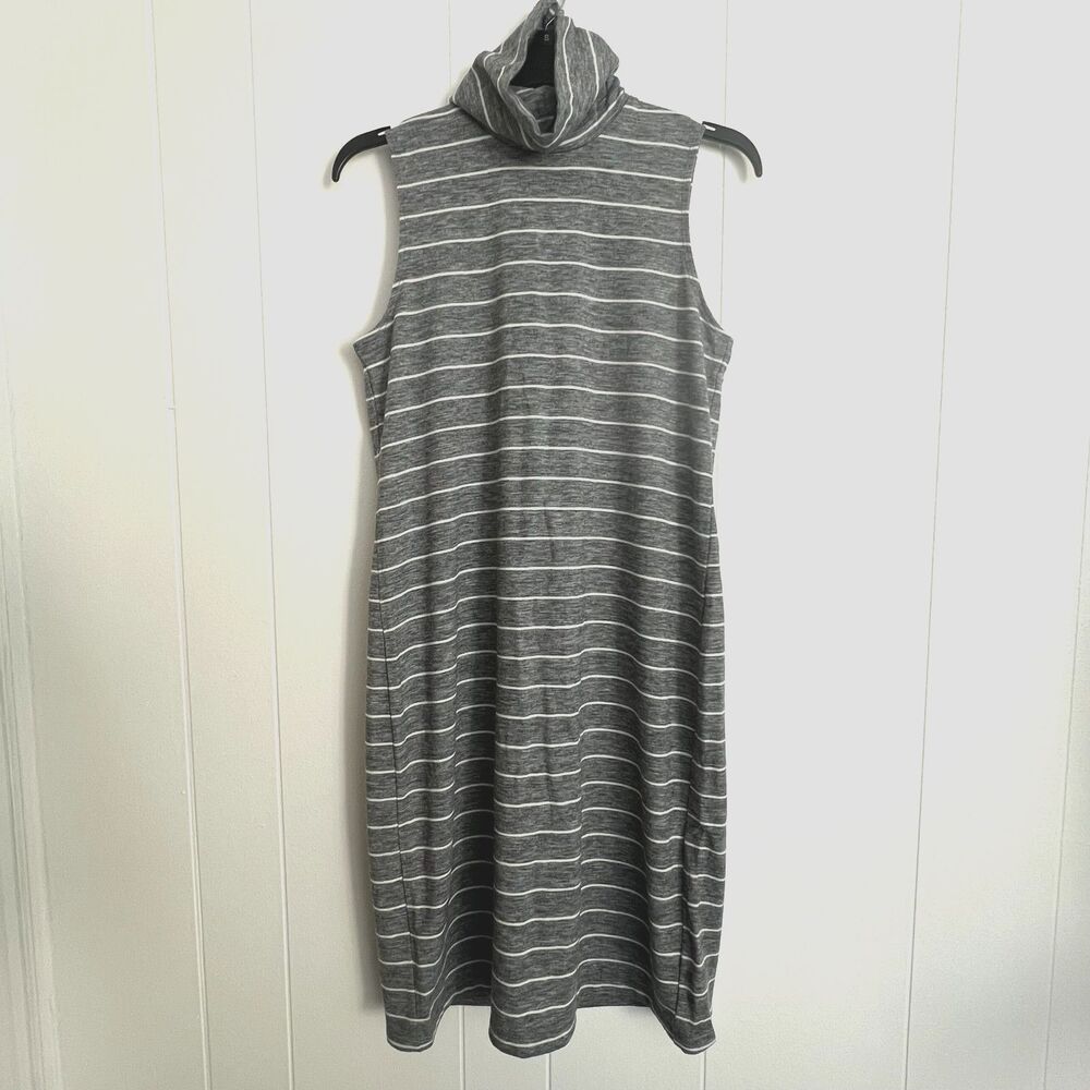 Old Navy Women’s White Gray Striped Turtle Neck Jersey T-Shirt Dress S NWOT